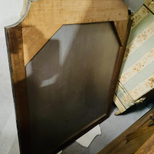 Miroir à pare-closes en verre teinté, décor de pointe en verre, ca 1950