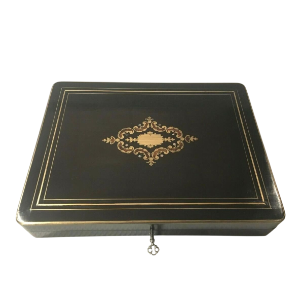 Boîte à jetons Napoléon III, coffret en marqueterie Boulle, XIXe siècle