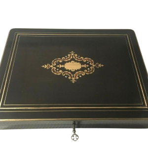 Boîte à jetons Napoléon III, coffret en marqueterie Boulle, XIXe siècle