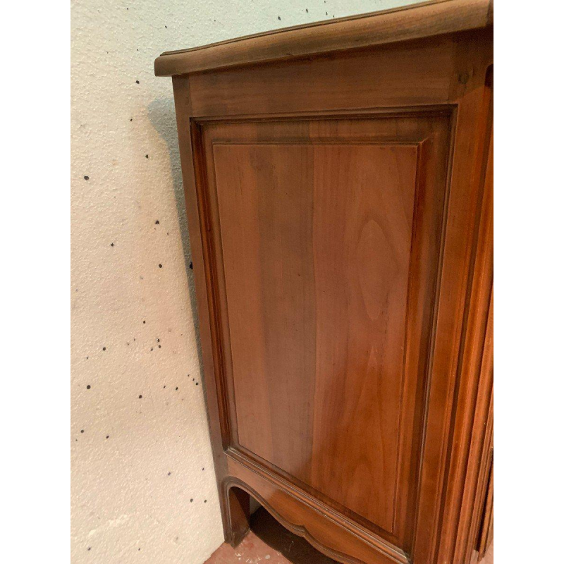 Commode en noyer à façade galbée de style Provençal, XVIIIᵉ siècle