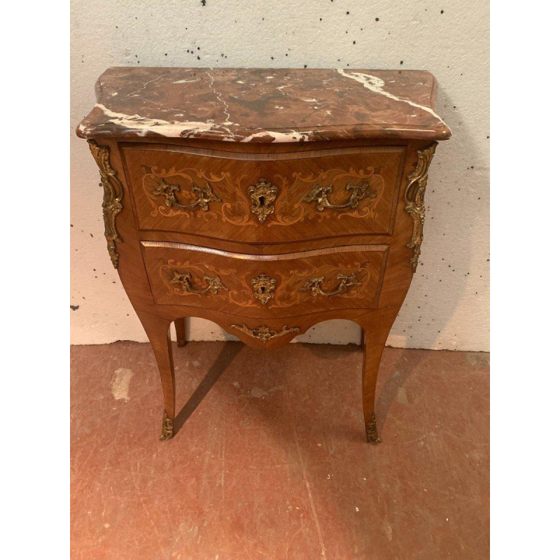Kleine bolvormige commode van gefineerd hout en brons in Lodewijk XV-stijl, 20e eeuw.