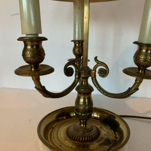 Lampe bouillotte en bronze et tôle, XXᵉ siècle