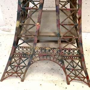 Large Eiffel Tower made of flat iron and patinated angle iron, 20th century