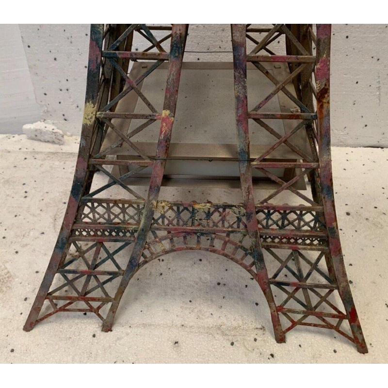 Grande Tour Eiffel en fer plat et cornières patinées, XXᵉ siècle