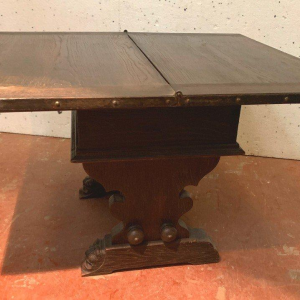 Table ou console en chêne sculpté, plateau dépliant à abattant, XXᵉ siècle