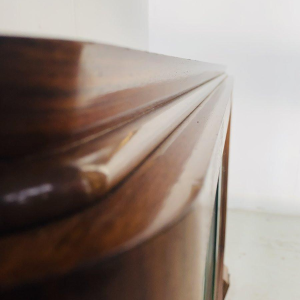 Vitrine Art Déco en acajou et placage, XXe siècle