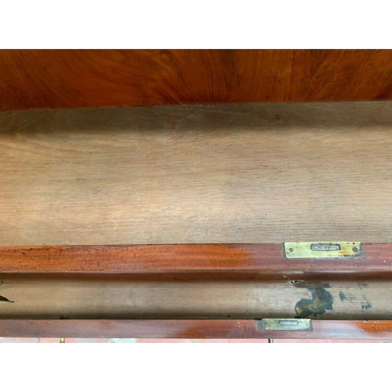 Commode d’époque Empire à colonnes détachées, acajou flammé, XIXᵉ siècle