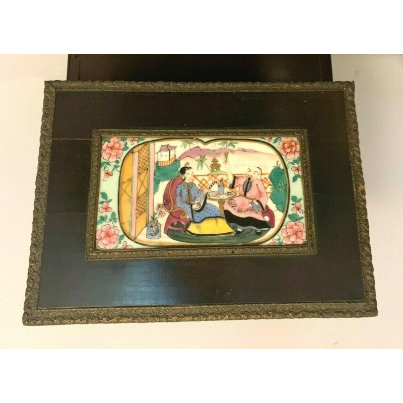 Drankkast uit de tijd van Napoleon III, porseleinen plaquettes en marqueterie, 19e eeuw.