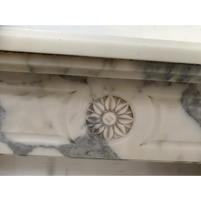 Louis XVI style fireplace, finely carved white marble, late 19th century