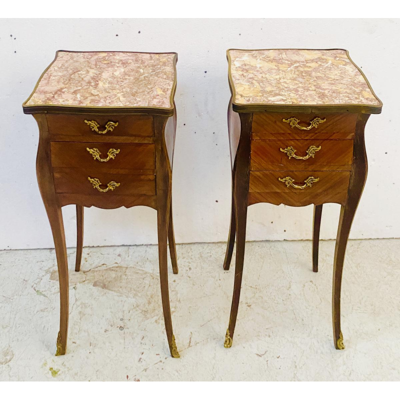 Pair of Louis XV style bedside tables in rosewood veneer, 20th century