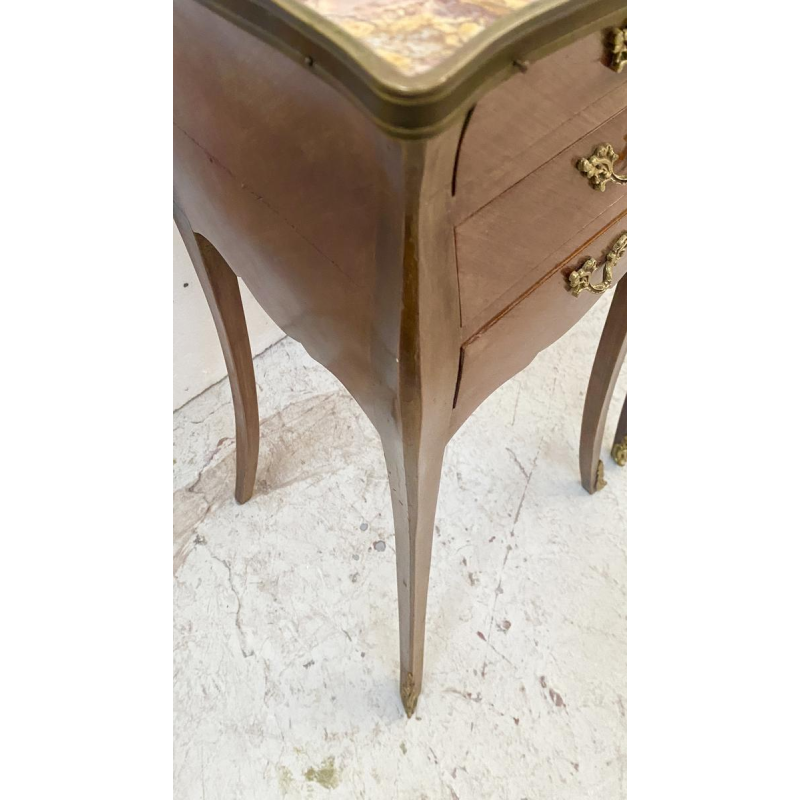 Pair of Louis XV style bedside tables in rosewood veneer, 20th century