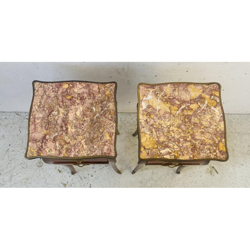 Pair of Louis XV style bedside tables in rosewood veneer, 20th century