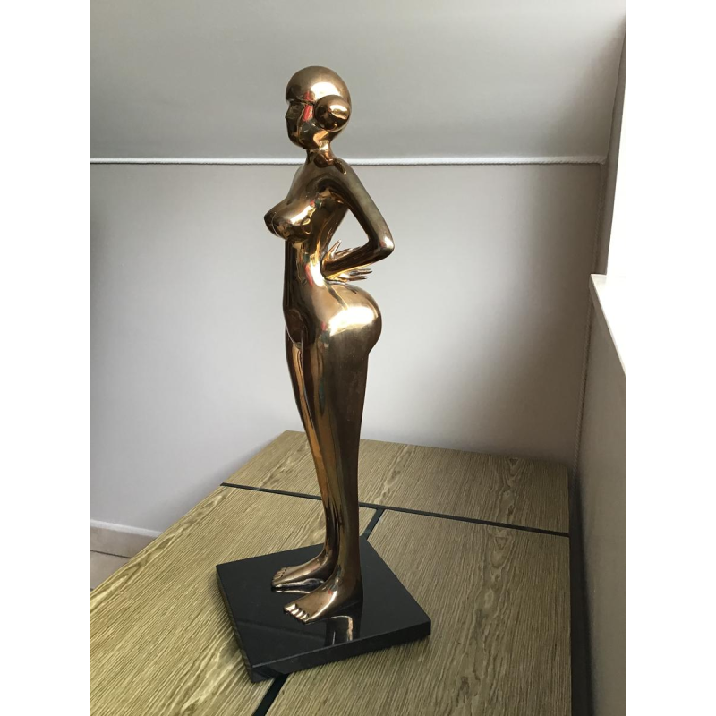 Laszlo Tibay "Mademoiselle Gong" sculpture en bronze