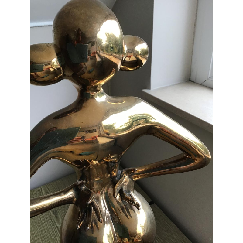 Laszlo Tibay "Mademoiselle Gong" sculpture en bronze