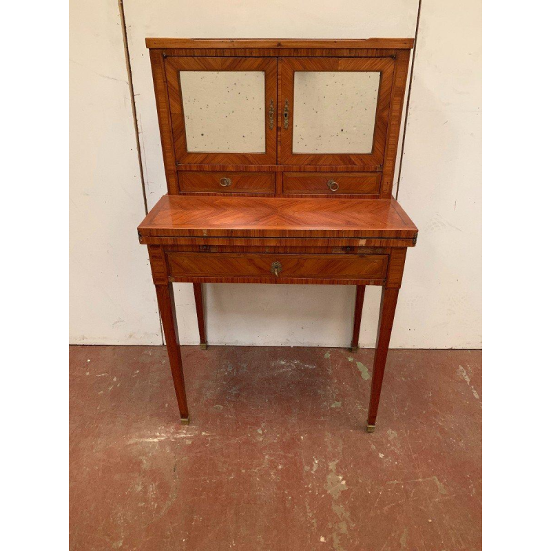 Bureau de dame en bois de rose de style Louis XVI, XIXᵉ siècle