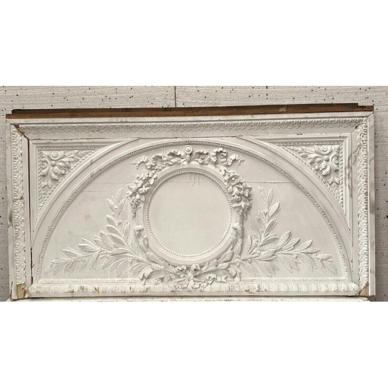 Deurfronton, decoratief paneel van hout en gepatineerd stucwerk, 19e eeuw