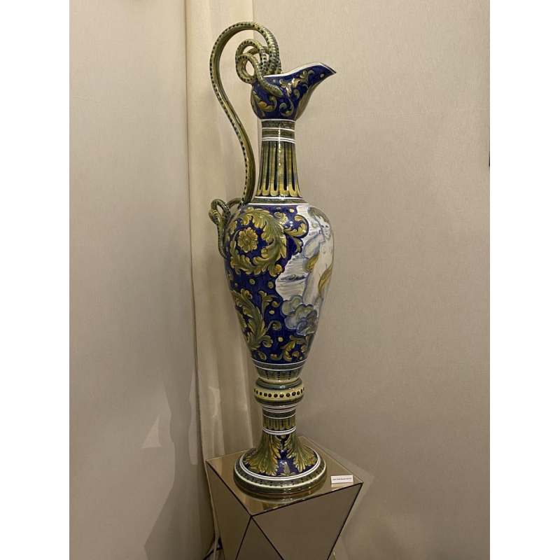 Grifo Deruta, grote keramische pot, handvat gevormd uit slangen, Italië, 20e eeuw