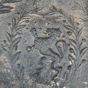 Plaque de fond de cheminée en fonte, XVIIIᵉ siècle