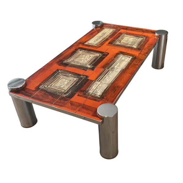 Table basse en céramique orange, pieds cylindriques en acier chromé, années 1960