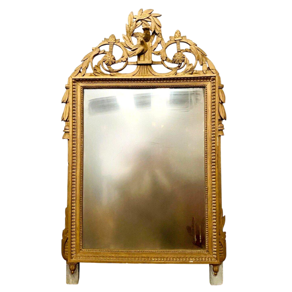 Miroir de style Louis XVI en bois et stuc doré, XIXᵉ siècle