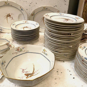 Limoges by Théodore Haviland, 83-piece dinner service, 20th century