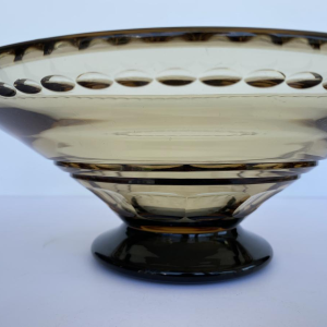 Val-Saint-Lambert, Art Deco gegraveerde kristallen schaal, topaaskleur, ca. 1930