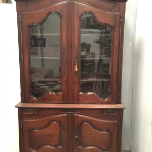 Louis XV two-part buffet in solid walnut, 18th century