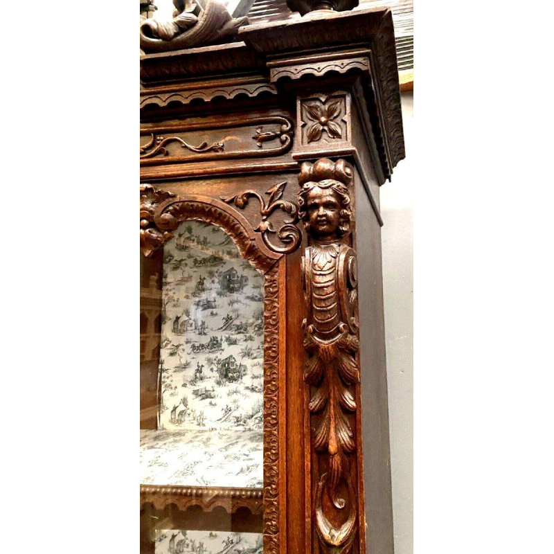 Two-part Renaissance-style display cabinet, solid walnut, Napoleon III period, late 19th century