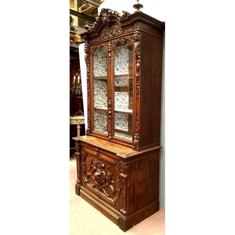 Tweedelige vitrinekast in renaissancestijl, massief walnotenhout, periode Napoleon III, eind 19e eeuw