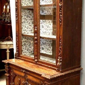 Tweedelige vitrinekast in renaissancestijl, massief walnotenhout, periode Napoleon III, eind 19e eeuw