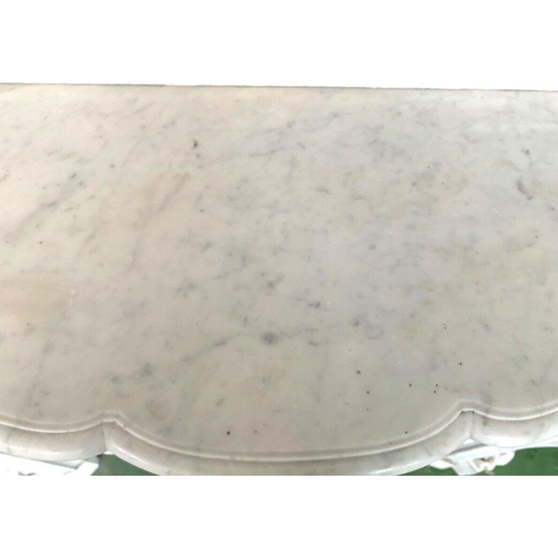 Louis XV style fireplace in white Carrara marble, 19th century