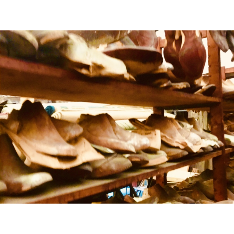 Large collection of shoe/foot molds/forms, wood and metal, 6000/7000 pieces, 20th century