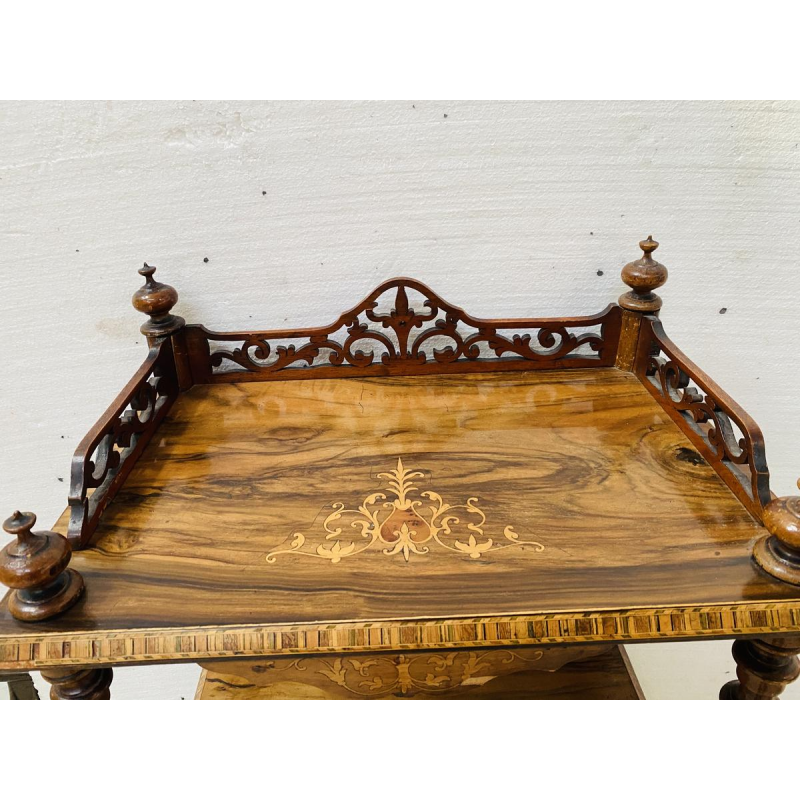 Console table with three tiers in marquetry mahogany, turned wood uprights, 19th century