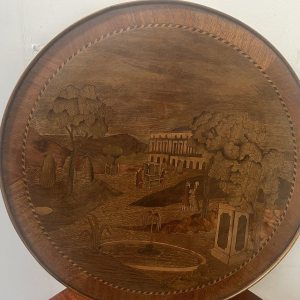 Guéridon marqueté de style Louis XVI à plateau amovible, XXᵉ siècle