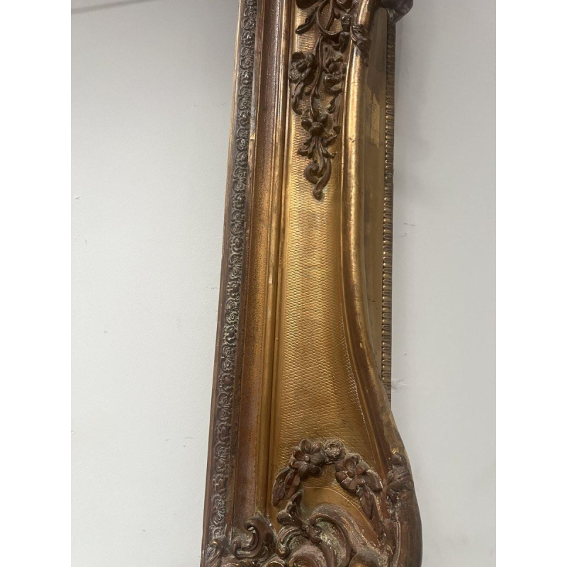 Grand encadrement en bois et stuc doré ( H 195cm ) XIXe siècle