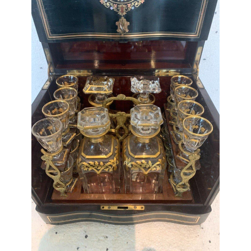 Cave à liqueur complète en marqueterie Boulle, coffret Napoléon III, XIXᵉ siècle