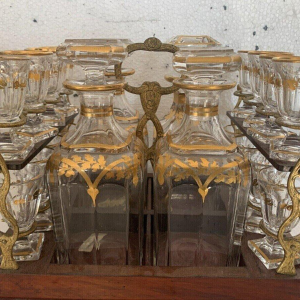 Cave à liqueur complète en marqueterie Boulle, coffret Napoléon III, XIXᵉ siècle