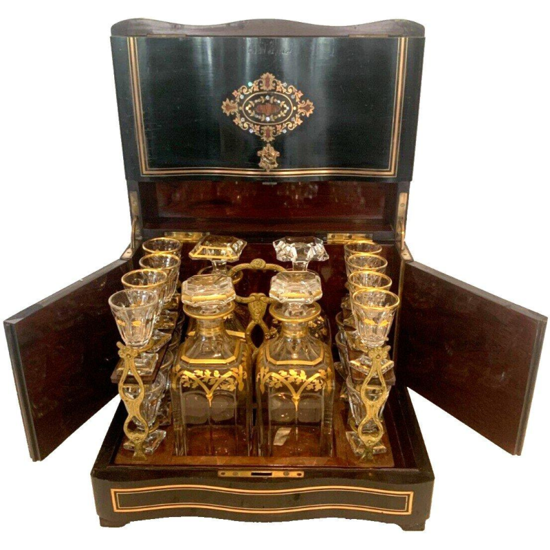 Cave à liqueur complète en marqueterie Boulle, coffret Napoléon III, XIXᵉ siècle