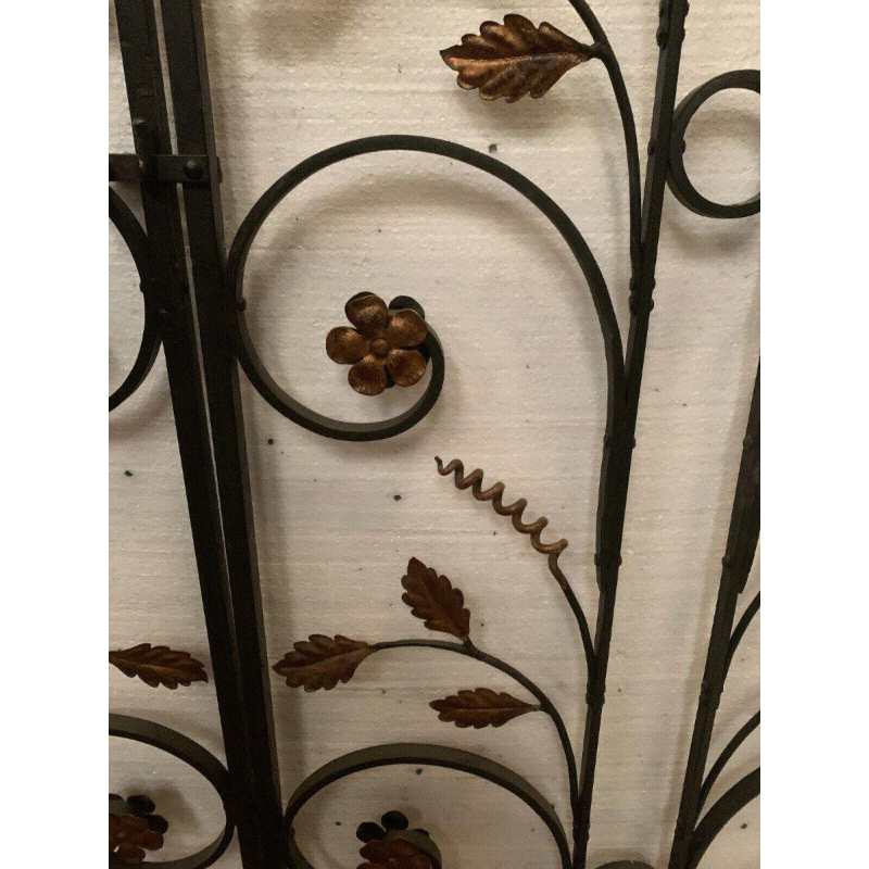 Séparation d’intérieur à double portes en fer forgé patiné, XXᵉ siècle