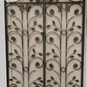 Séparation d’intérieur à double portes en fer forgé patiné, XXᵉ siècle