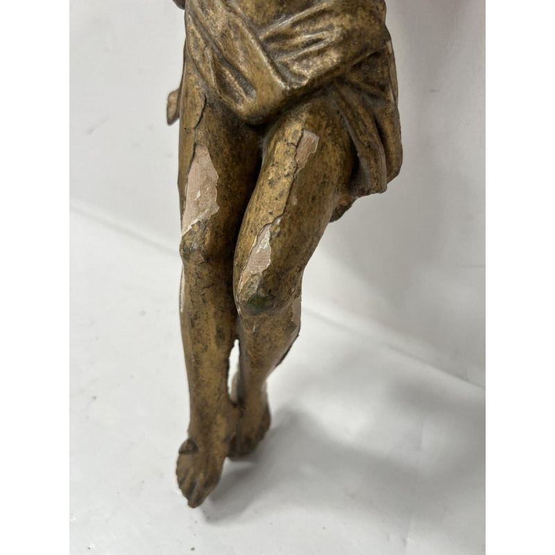 Christ en bois sculpté et doré, XIX siècle
