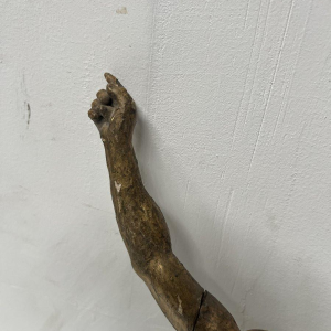 Christ en bois sculpté et doré, XIX siècle