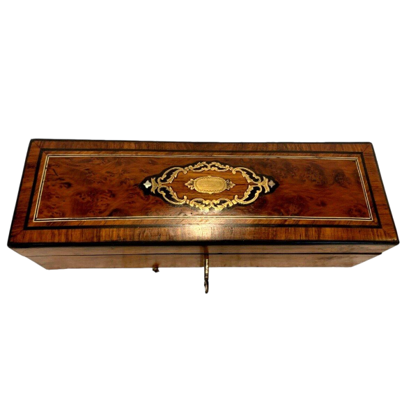 Boîte à gants en loupe de thuya Napoléon III, marqueterie Boulle, XIXᵉ siècle