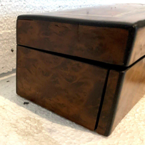 Napoleon III period thuya burl glove box, Boulle marquetry, 19th century