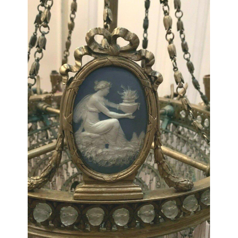 Louis XVI chandelier, bronze - Wedgwood porcelain - crystal pendants, 19th century