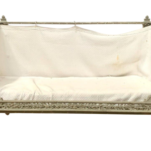 Petit canapé / banquette en fonte de fer ajouré, XXe siècle