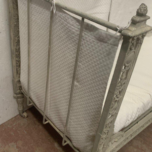 Small openwork cast iron sofa/bench, 20th century