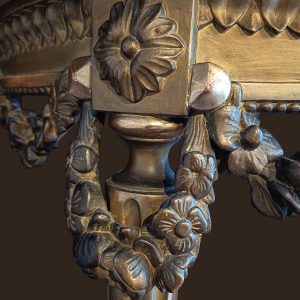 Petite console Louis XVI en bois doré, fin XIXe s